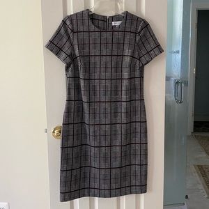 PATTERNED CALVIN KLEIN DRESS